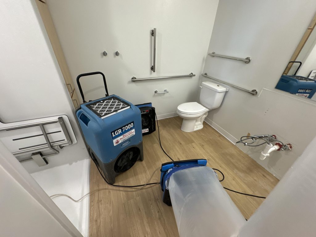 Expert Water Damage Restoration | 24/7 Emergency Response | Mold Removal | Flood Cleanup | Certified Technicians | Insurance Claims Assistance | Residential & Commercial Services